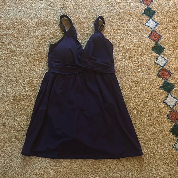 Lands End SwimSuit Size 6 - Picture 1 of 7